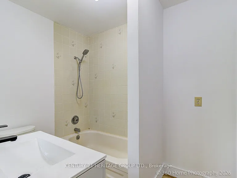19276 Holland Landing Rd — Photo 24