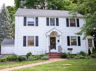 1570 Main St, Newington, CT 06111