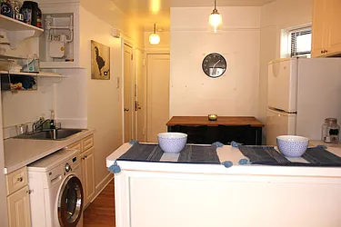 Sold by Meraki Realty LLC