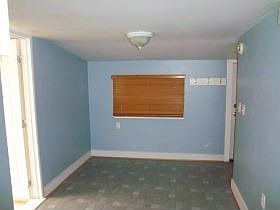4th image of 3015 SE Sellwood St