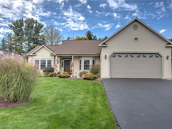 4th image of 8477 Wayfarer Dr