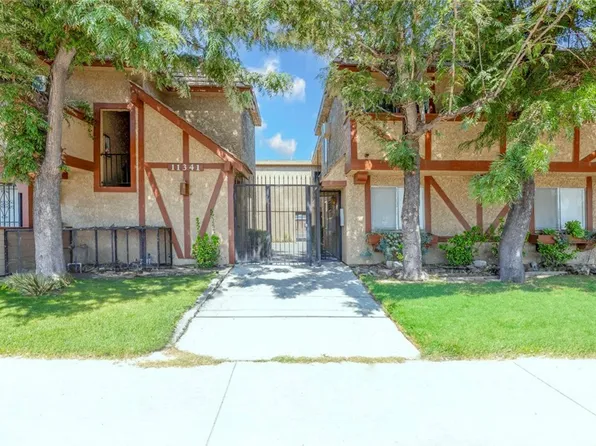 11341 Victory Blvd, North Hollywood, CA 91606