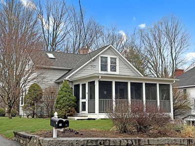 25 High St, Holliston, MA, 01746