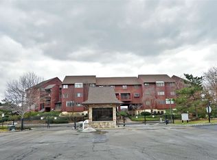 9B Cove Ln N #9B, North Bergen, NJ