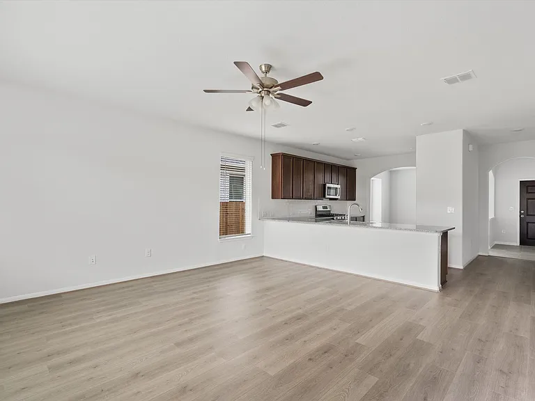 315 Diamondleaf Dr — Photo 11