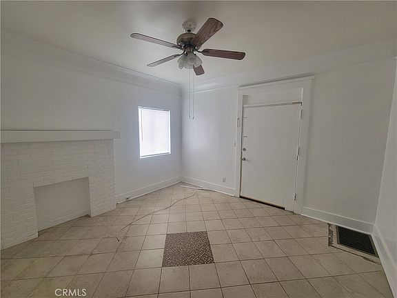 2nd image of 2047 Cambridge St Unit A
