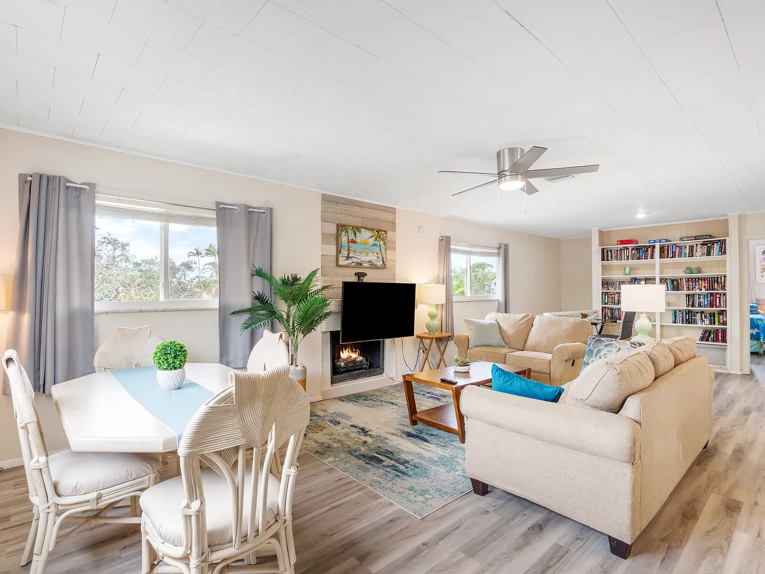 2 bed, 1250 sqft, $1,890 — Photo 2