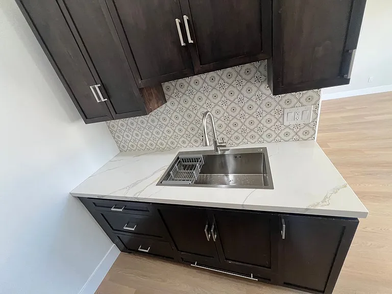 2869 Ridgeway Dr — Photo 11