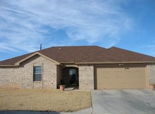 822 11th St, Wolfforth, TX 79382