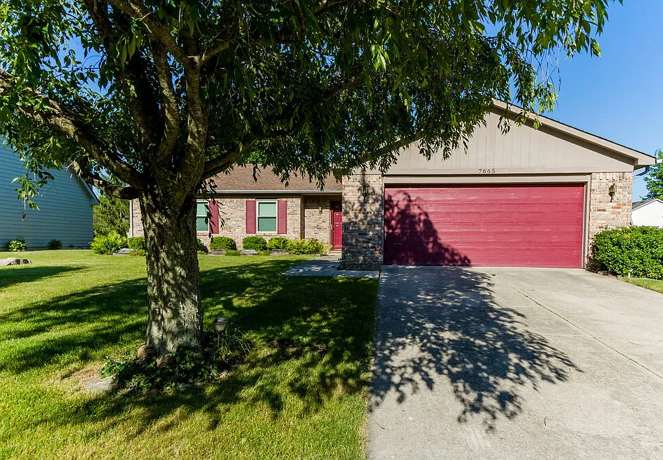 7665 Geist Estates Dr