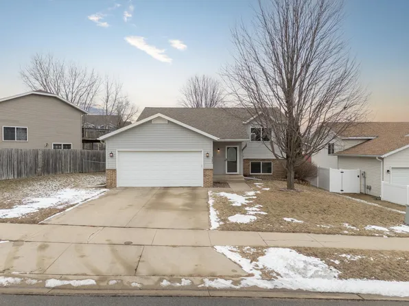 4220 Red Hawk Dr SE, Rochester, MN 55904