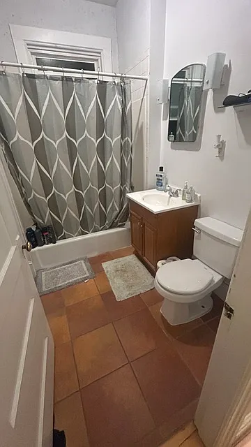 4 bed, 1400 sqft, $4,300 — Photo 4