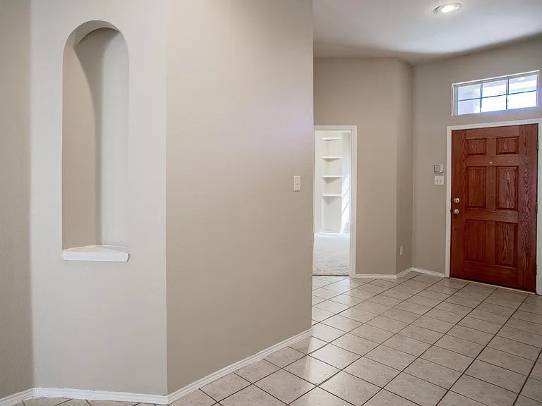 6823 Woodcrest Ln — Photo 19