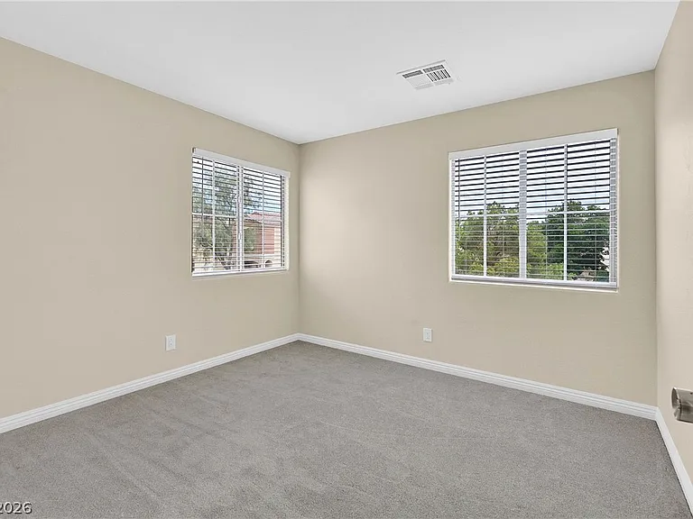 6355 Urban Creek Ct — Photo 16