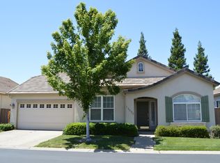 12133 Gold Bluff Ln, Gold River, CA