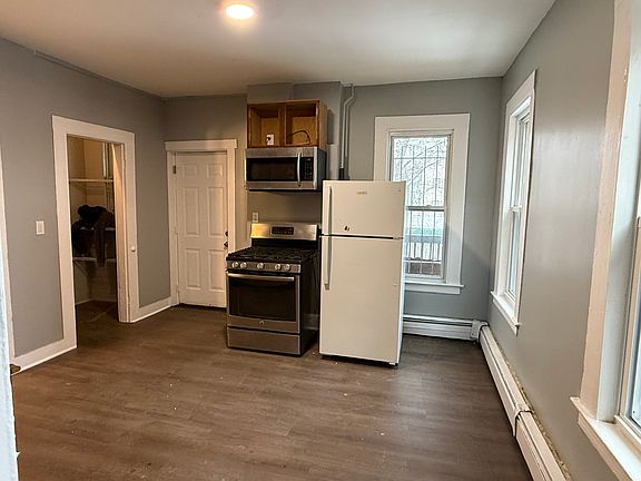 4th image of 275 Franklin Ave APT 2N