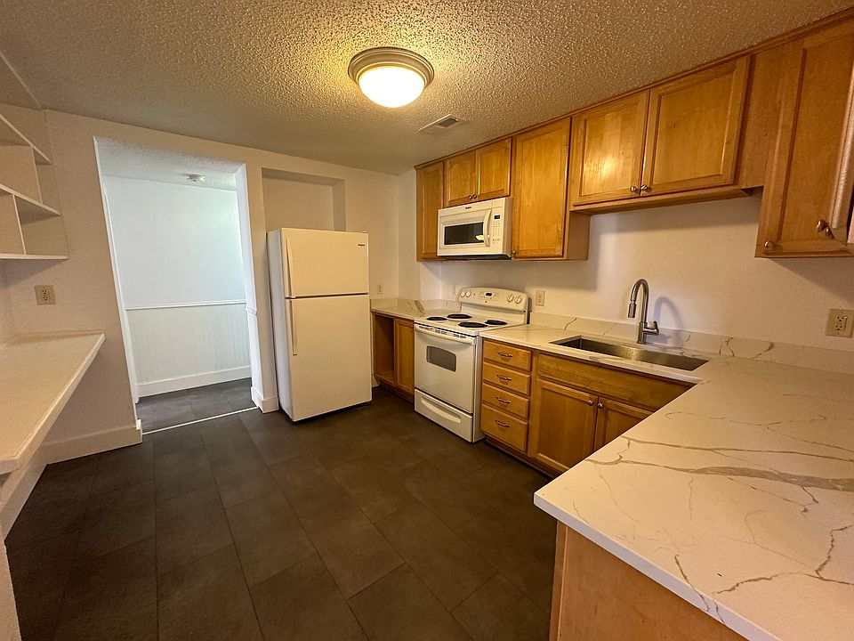 1st image of 1719 Adams St NE APT 3