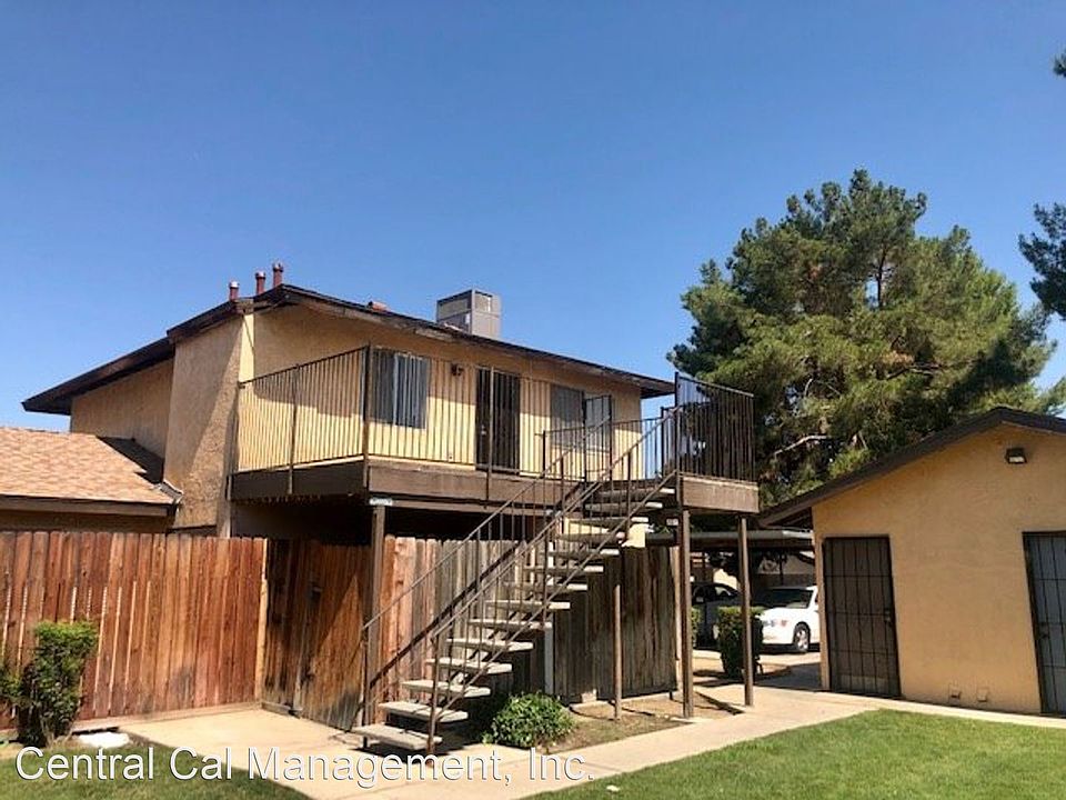 1st image of 2612 N Half Moon Dr APT E