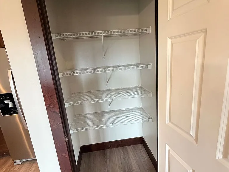 205 Wooden Shoe Ln — Photo 9