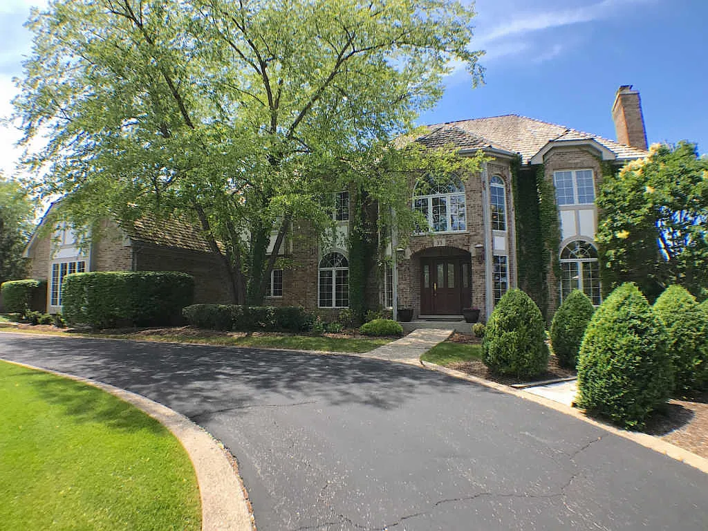 35 Stone Ridge Dr photo 1