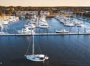 4909 Fish Factory Rd SE #D-7, Southport, NC 28461