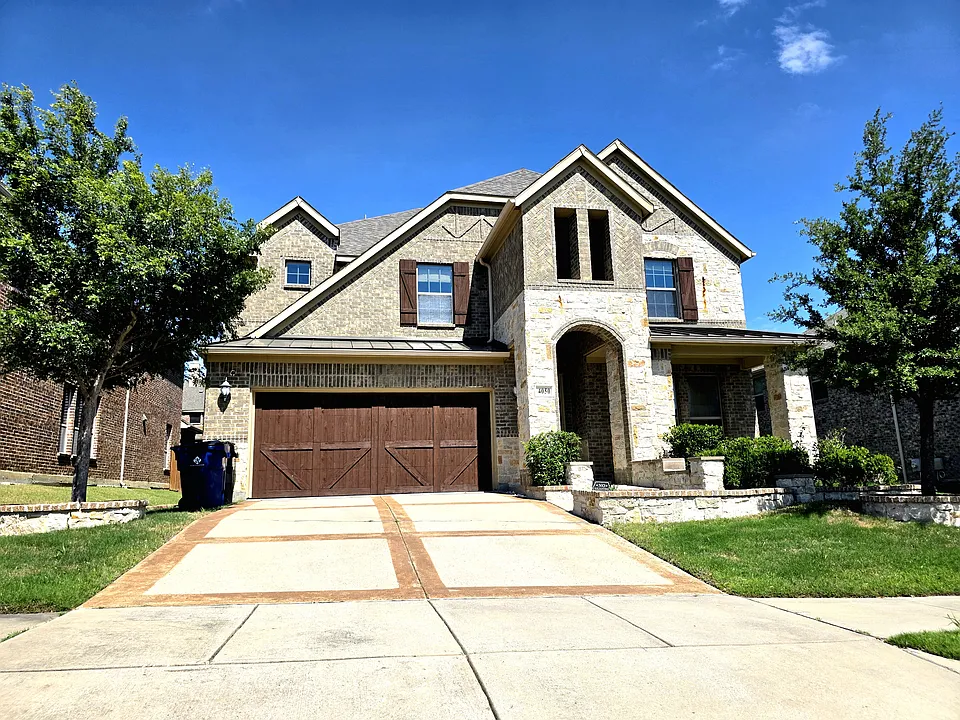 4050 Leighton Ln