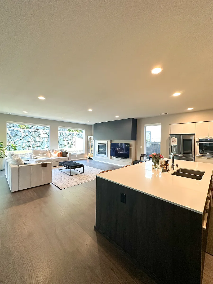 Living Room with Kitchen Island - 19165 136th Pl SE