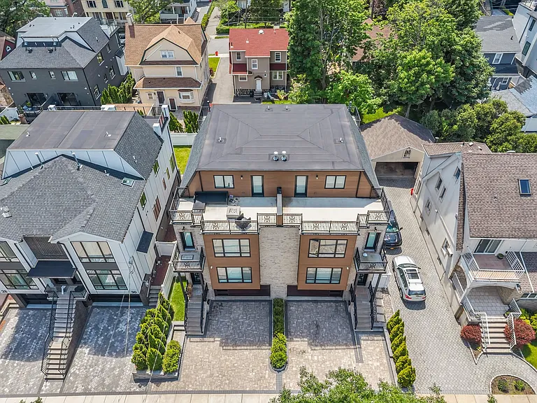 34 Lafayette Ave — Photo 42