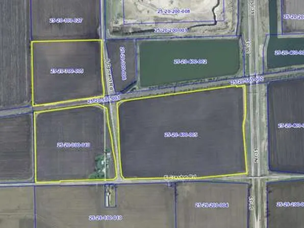 16250 E Creston Rd, Rochelle, IL 61068