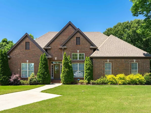 2105 Chelsea Ridge Dr, Columbiana, AL 35051