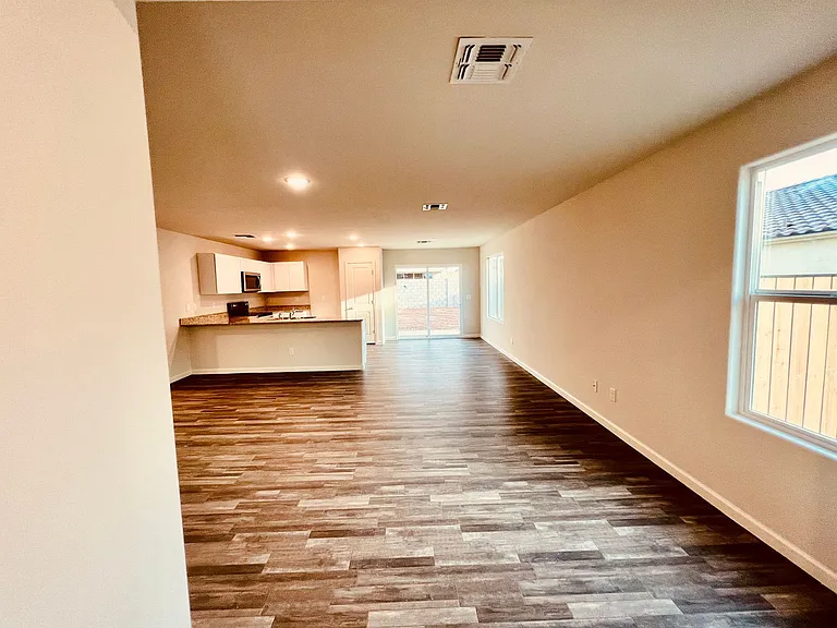 2083 E Velvet Pl — Photo 7