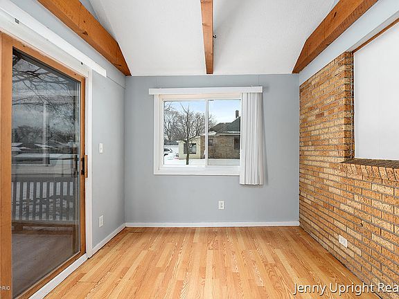 3rd image of 1908 Blandford Ave SW