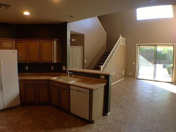 5th image of 4520 W Stoneman Dr