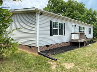 156 Anderson Rd, Eden, NC 27288