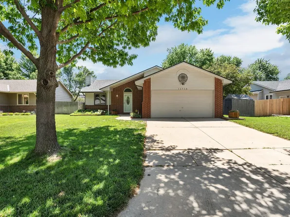 11715 W Murdock St, Wichita, KS 67212