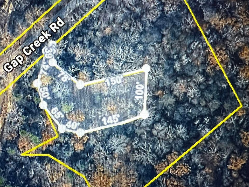 2nd image of 490 Gap Creek Rd