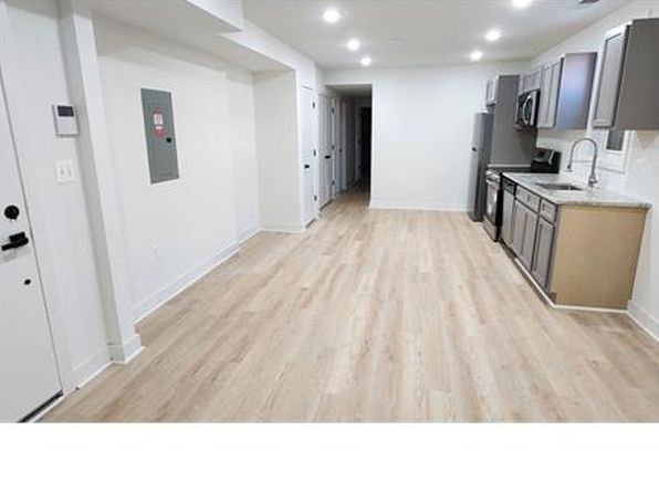 2016 Rosedale St NE