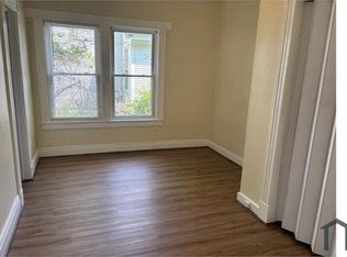 76 Baxter St APT 1, Rutland, VT 05701