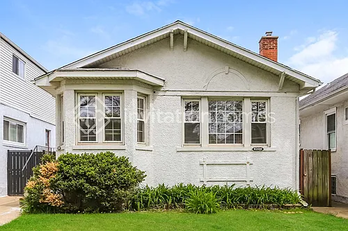 6209 N Maplewood Ave Photo 1