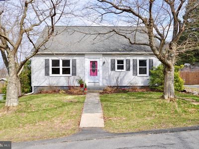 145 S Kirk St, Pine Grove Mills, PA, 16868