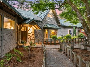 41225 E Larch Mountain Rd, Corbett, OR 97019