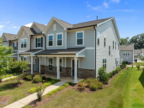 348 Abbots Mill Dr, Raleigh, NC 27603