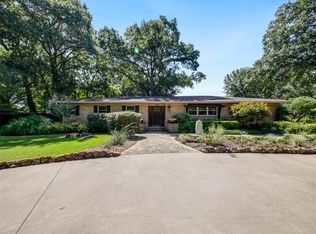 1826 E Beverly Dr, Corsicana, TX 75110