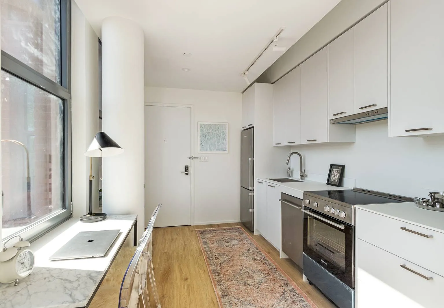 955 Sterling Place — Photo 4