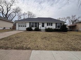 4712 Englewood Ave, Omaha, NE 68137