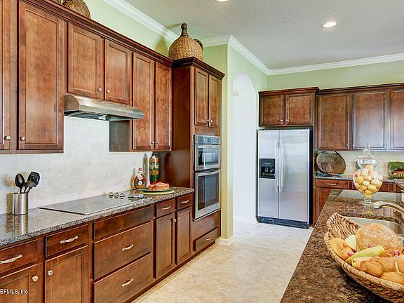 5th image of 1300 Diego Ln
