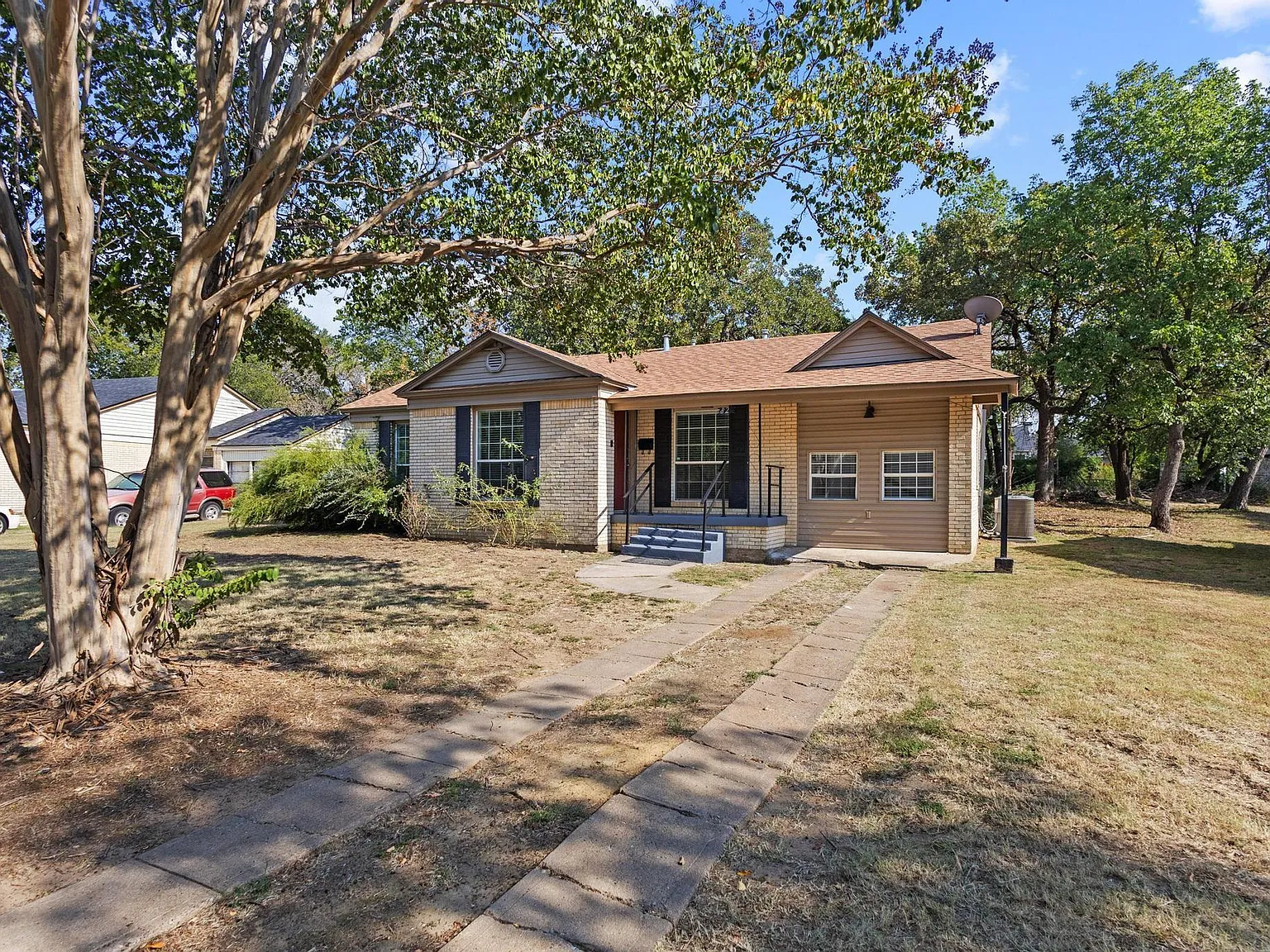 3 bed, 1270 sqft, $1,395 — Photo 3