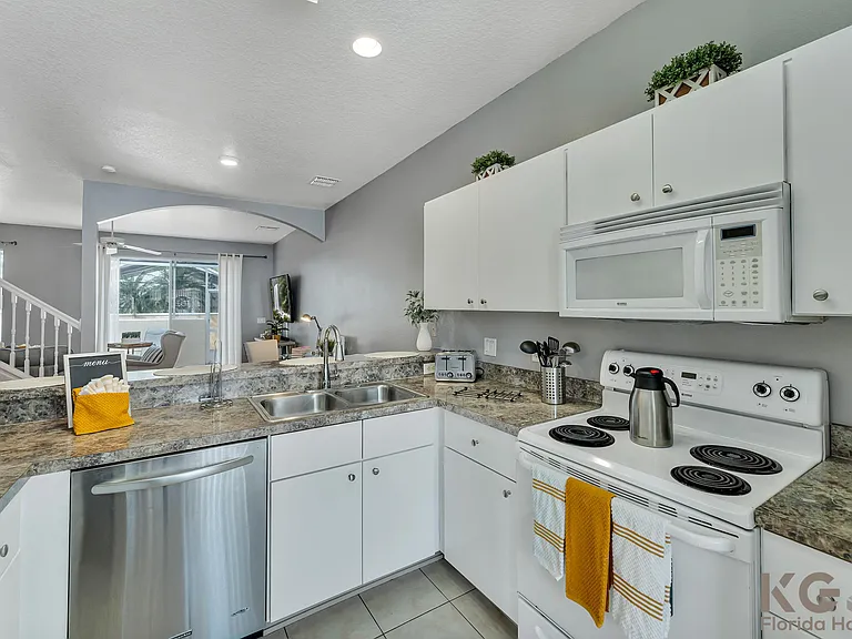 S Beach Cir — Photo 8