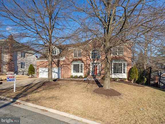2nd image of 8109 Haddington Ct