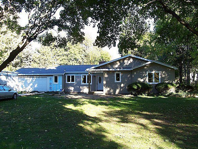 1st image of 180 Henderson Dr
